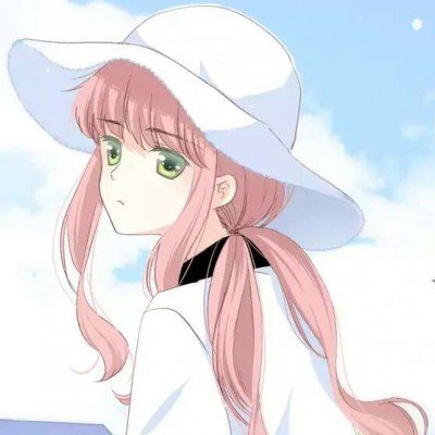 女子挖野菜挖到大蛇 双方都吓坏了